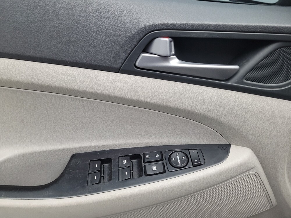 2017 Hyundai Tucson in Oklahoma City, OK 73139 - 18083019 27