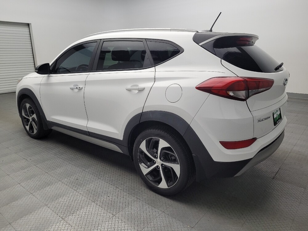 2017 Hyundai Tucson in Oklahoma City, OK 73139 - 18083019 5