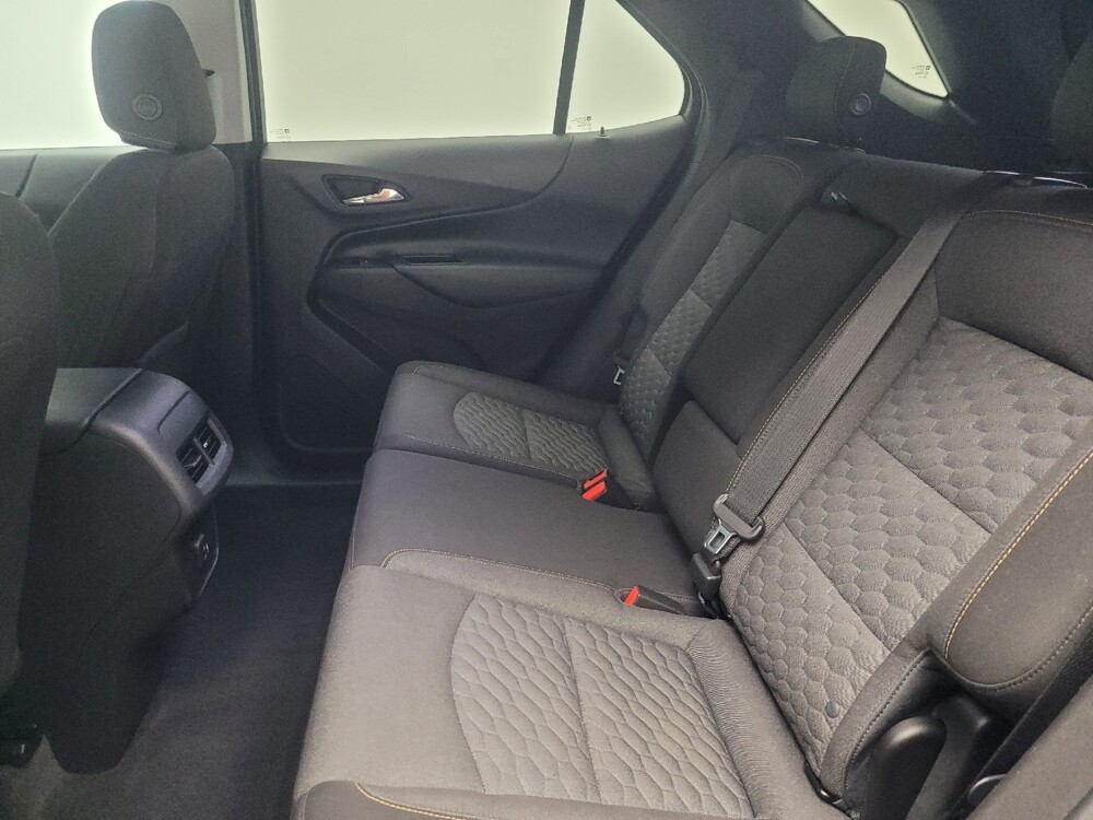 2019 Chevrolet Equinox in Indianapolis, IN 46219 - 18083023 18