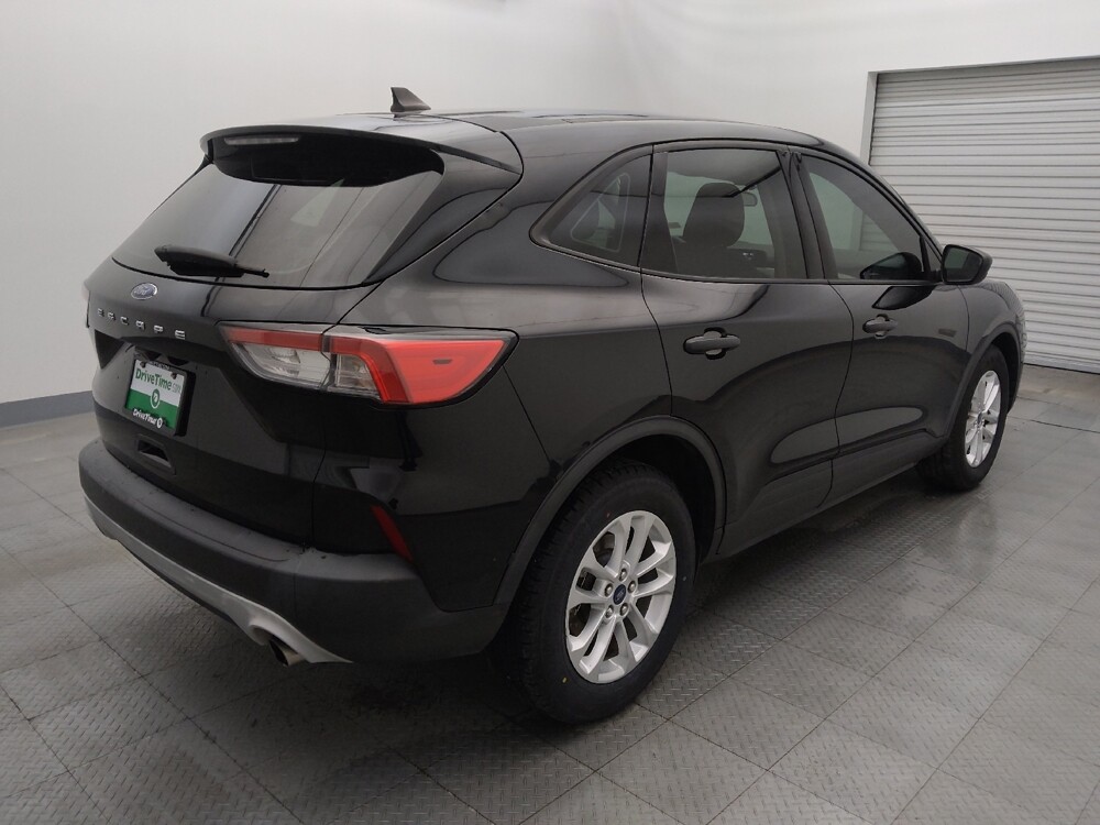 2021 Ford Escape in Houston, TX 77074 - 18083030 9