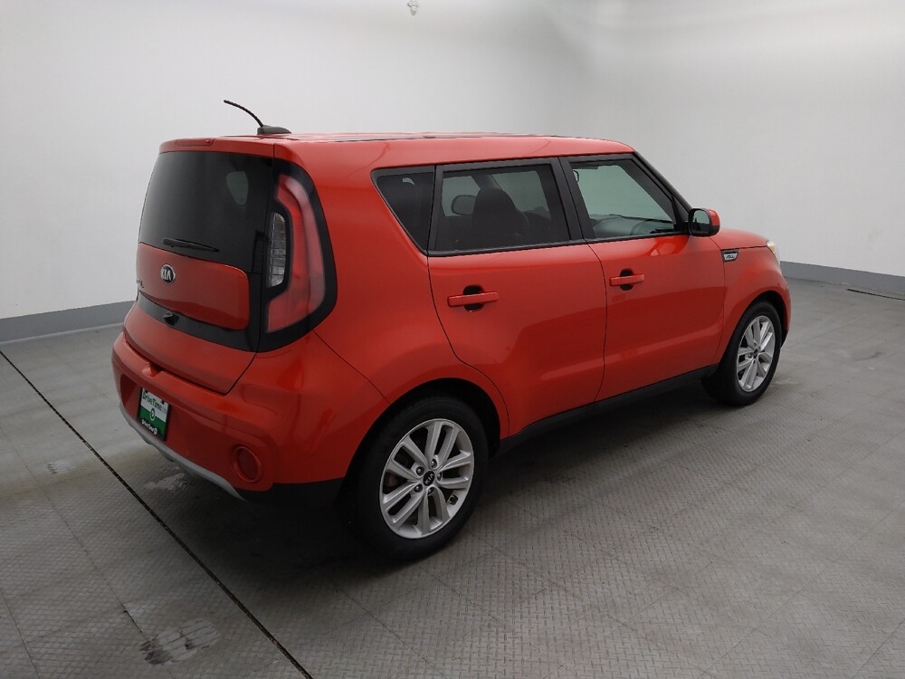 2019 Kia Soul in St. Louis, MO 63136 - 18083042 10