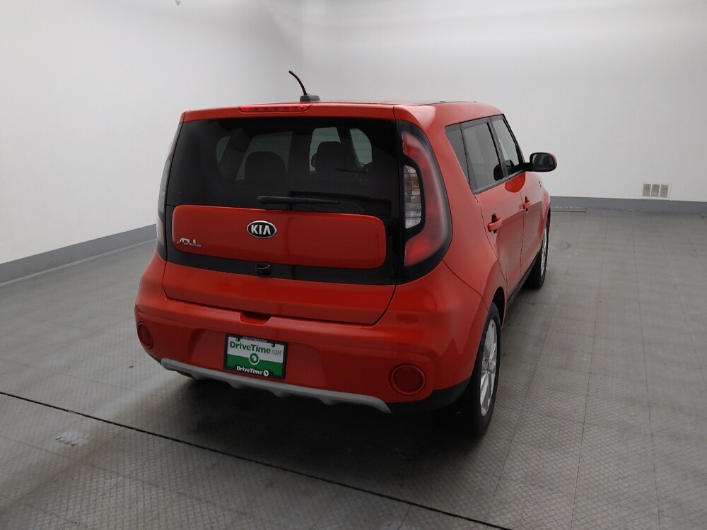 2019 Kia Soul in St. Louis, MO 63136 - 18083042 7