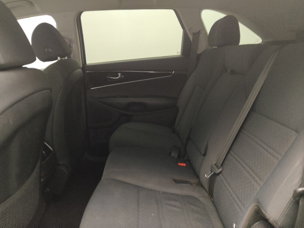 2019 Kia Sorento in Marietta, GA 30062 - 18083043 18