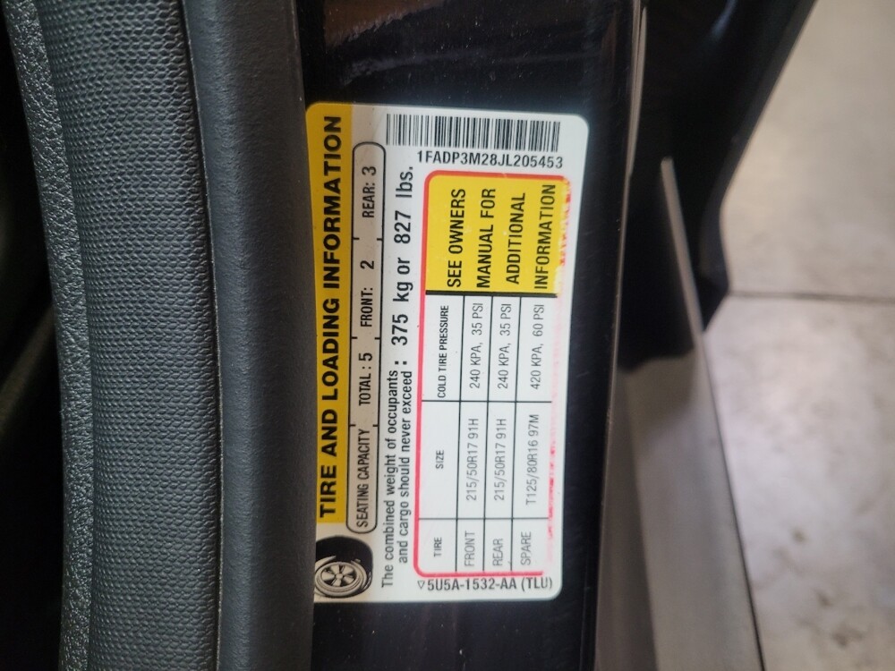 2018 Ford Focus in Torrance, CA 90504 - 18083056 33