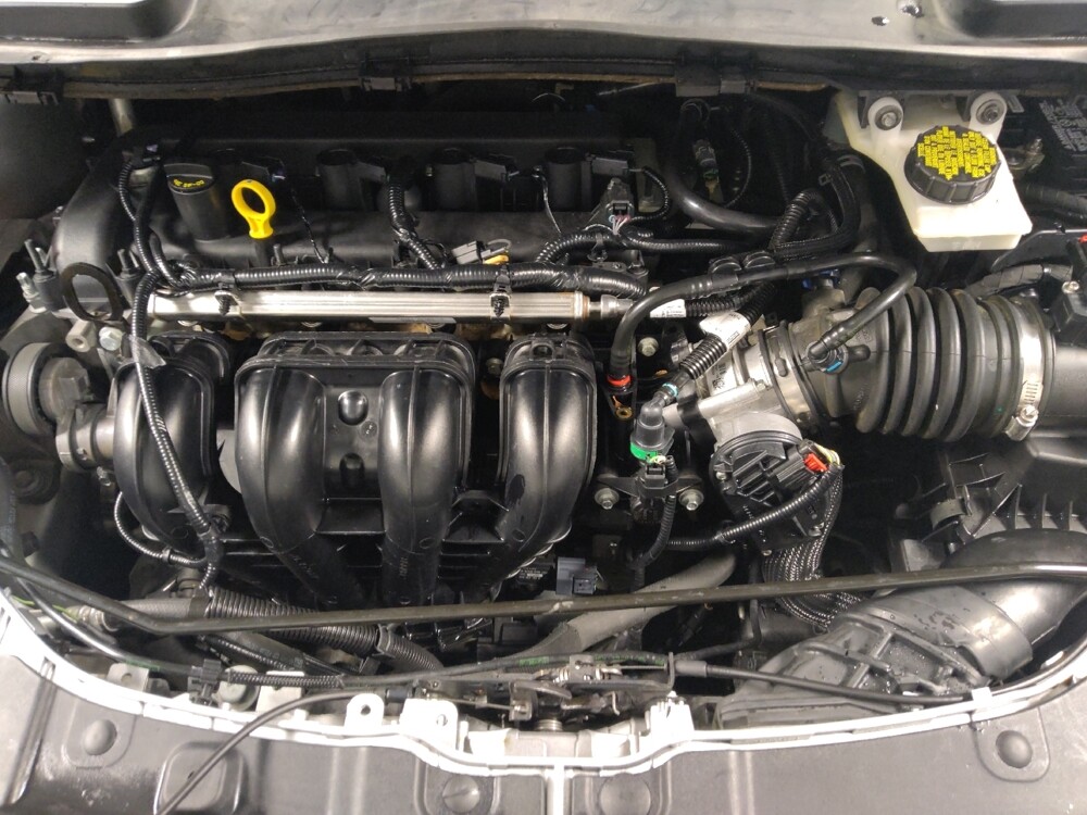 2019 Ford Escape in Corpus Christi, TX 78412 - 18083066 30