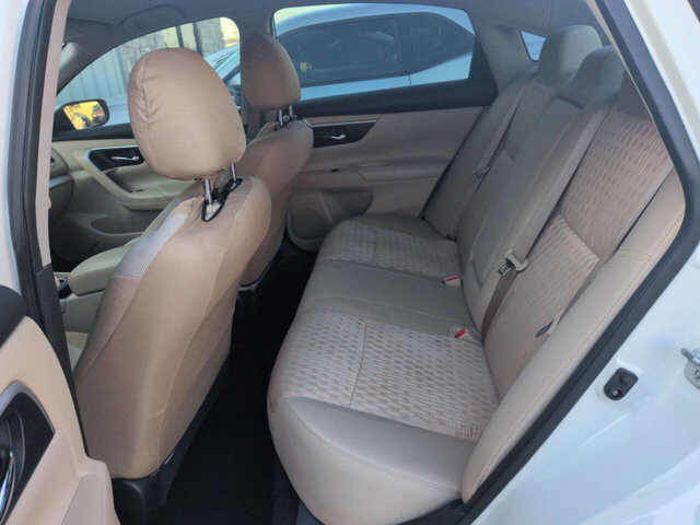2017 Nissan Altima in North Little Rock, AR 72117-1620 - 18083068 3