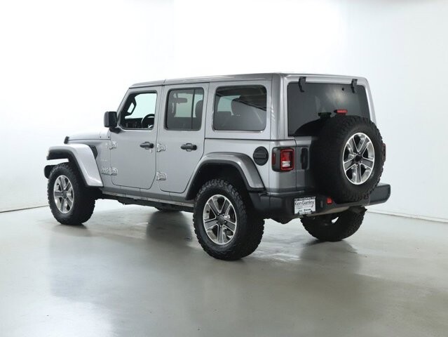 2021 Jeep Wrangler in Bedford, OH 44146 - 18083071 44