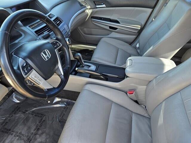 2009 Honda Accord in Mesa, AZ 85212 - 18083078 13