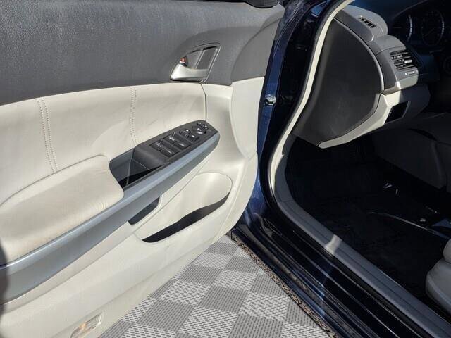 2009 Honda Accord in Mesa, AZ 85212 - 18083078 12