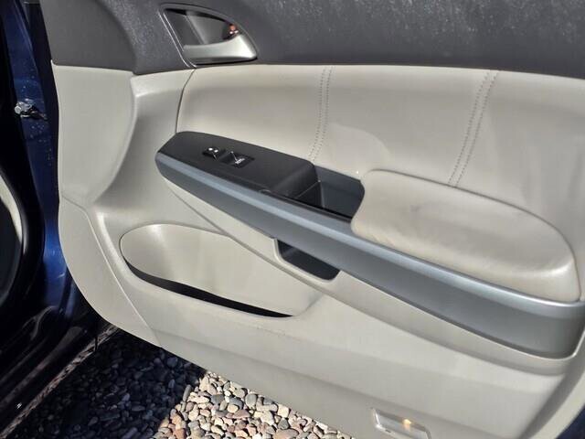 2009 Honda Accord in Mesa, AZ 85212 - 18083078 72