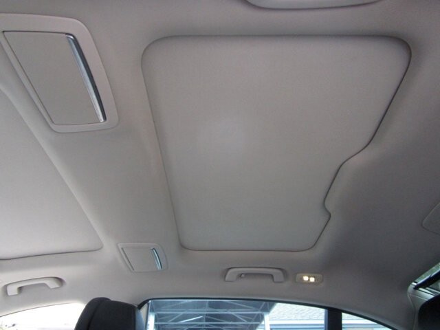 2018 BMW 740i in Tampa, FL 33604-6914 - 18083082 19