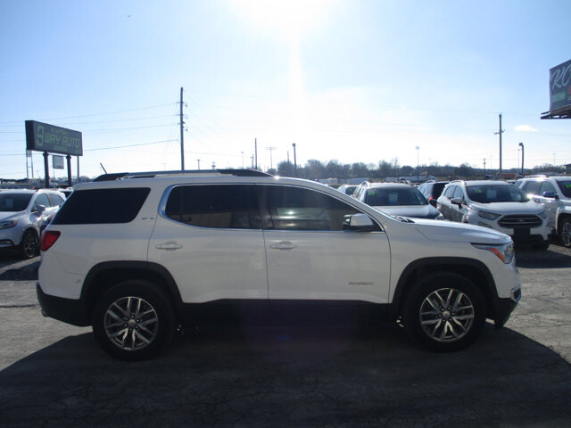 2017 GMC Acadia in Oak Grove, MO 64075 - 18083084 4