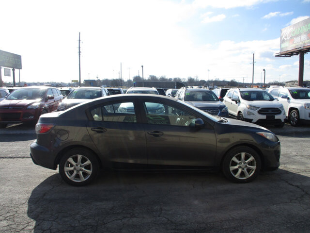 2010 Mazda MAZDA3 in Oak Grove, MO 64075 - 18083086 4