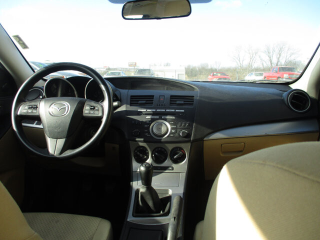 2010 Mazda MAZDA3 in Oak Grove, MO 64075 - 18083086 11