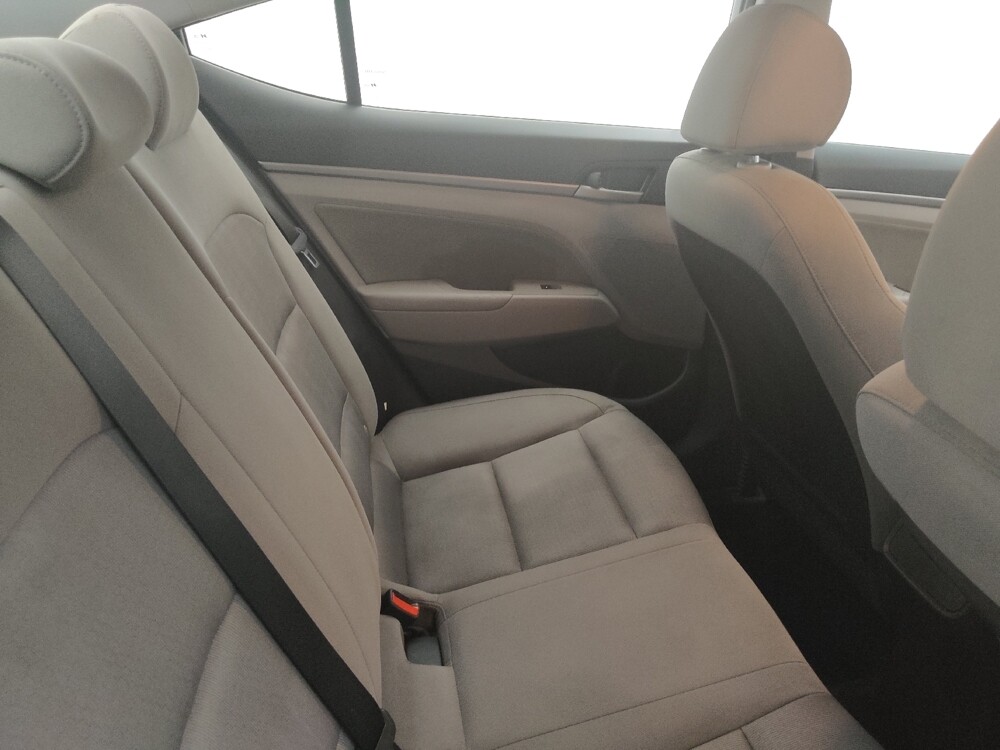 2018 Hyundai Elantra in Tampa, FL 33612 - 18083103 19