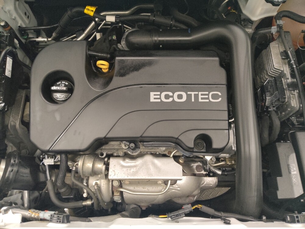 2019 Chevrolet Equinox in Madison, TN 37115 - 18083105 30