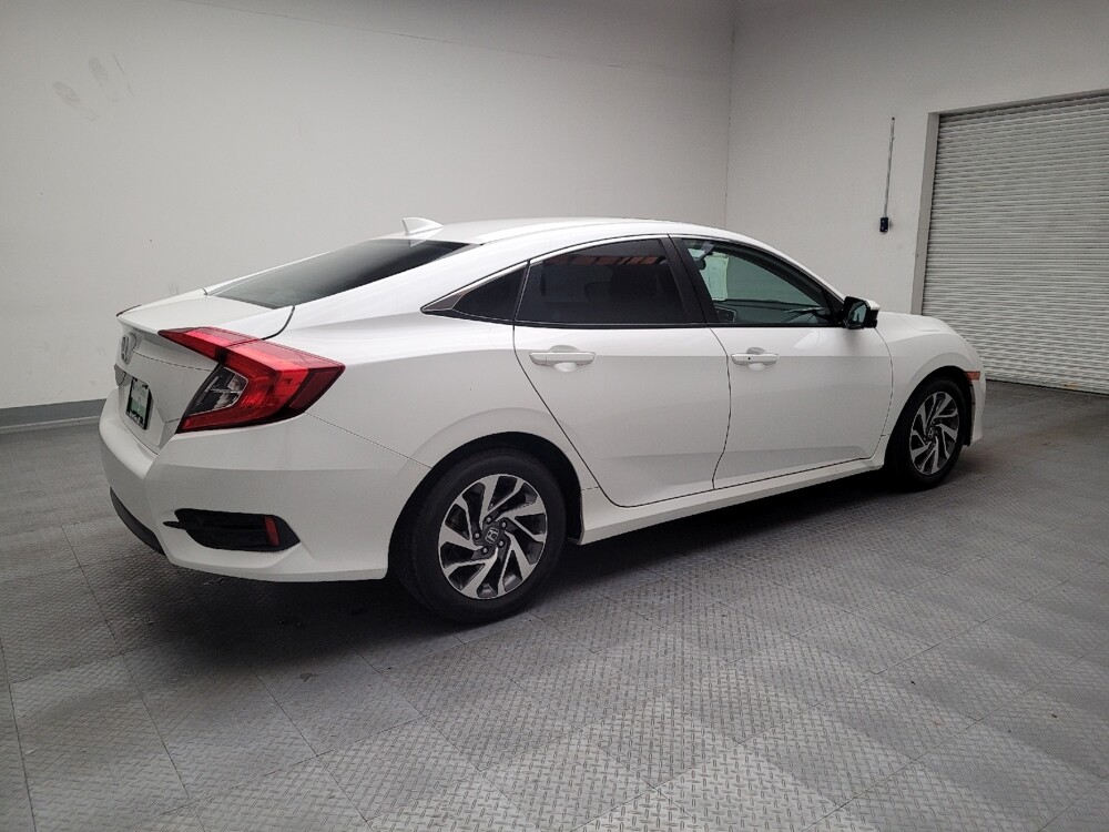 2018 Honda Civic in Montclair, CA 91763 - 18083107 10