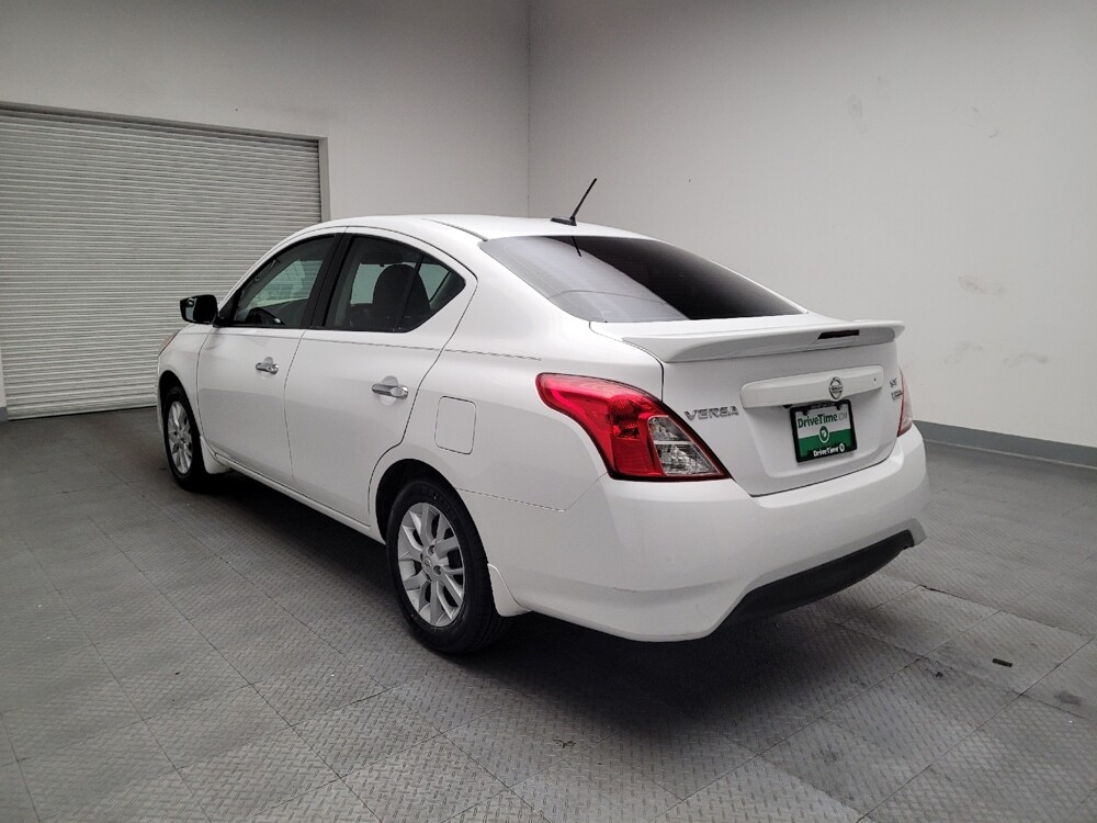 2019 Nissan Versa in Bakersfield, CA 93309 - 18083111 5