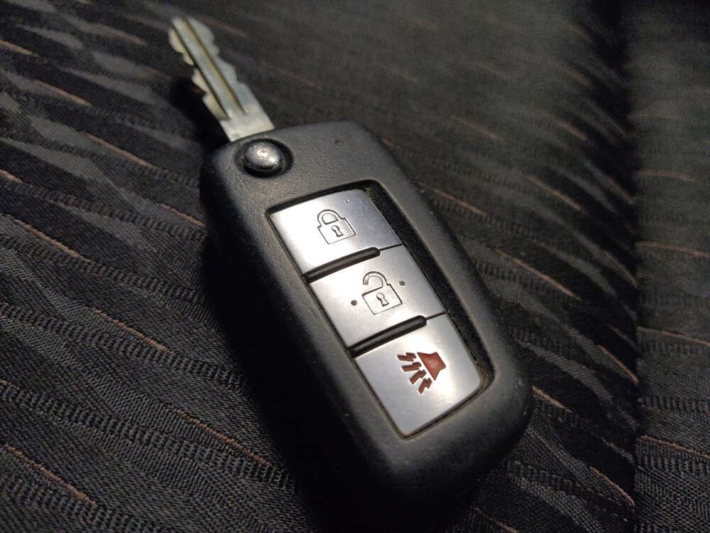 2017 Nissan Rogue in Mesa, AZ 85210 - 18083137 32