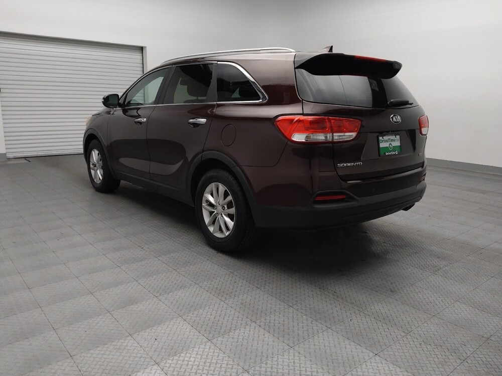 2016 Kia Sorento in Lubbock, TX 79424 - 18083142 5