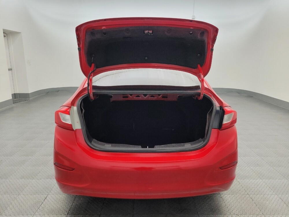 2017 Chevrolet Cruze in Glendale, AZ 85301 - 18083157 29