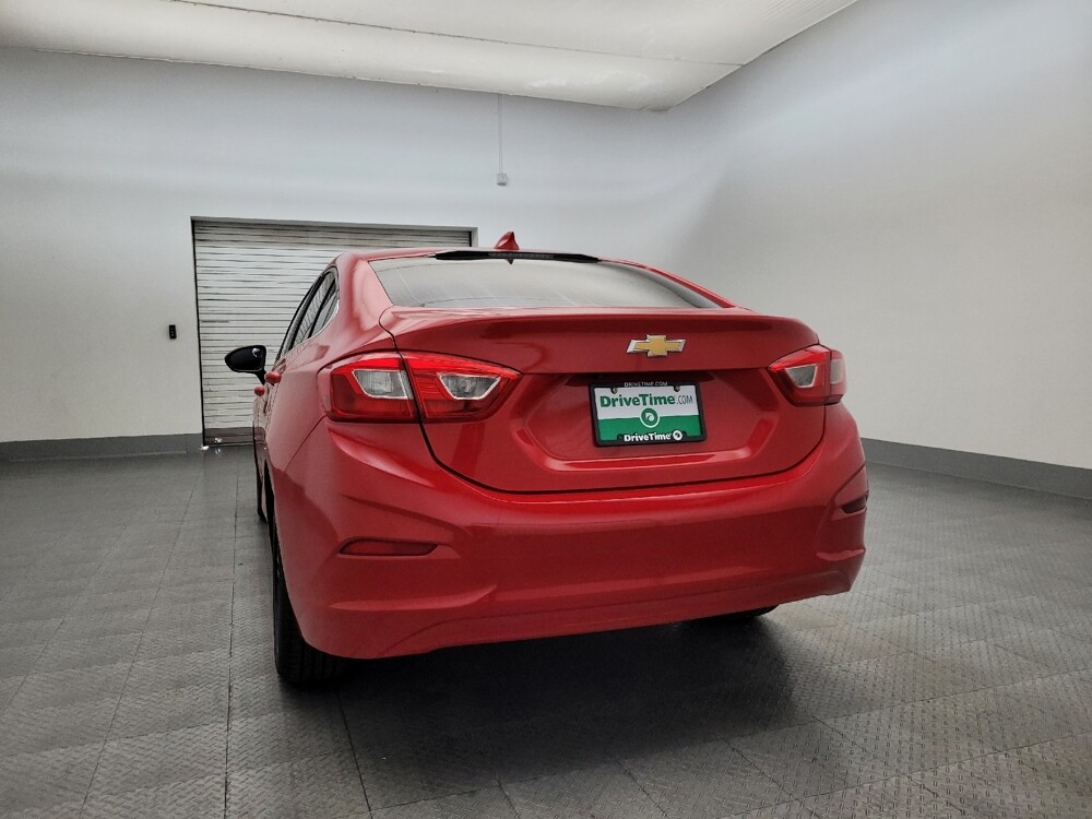 2017 Chevrolet Cruze in Glendale, AZ 85301 - 18083157 6