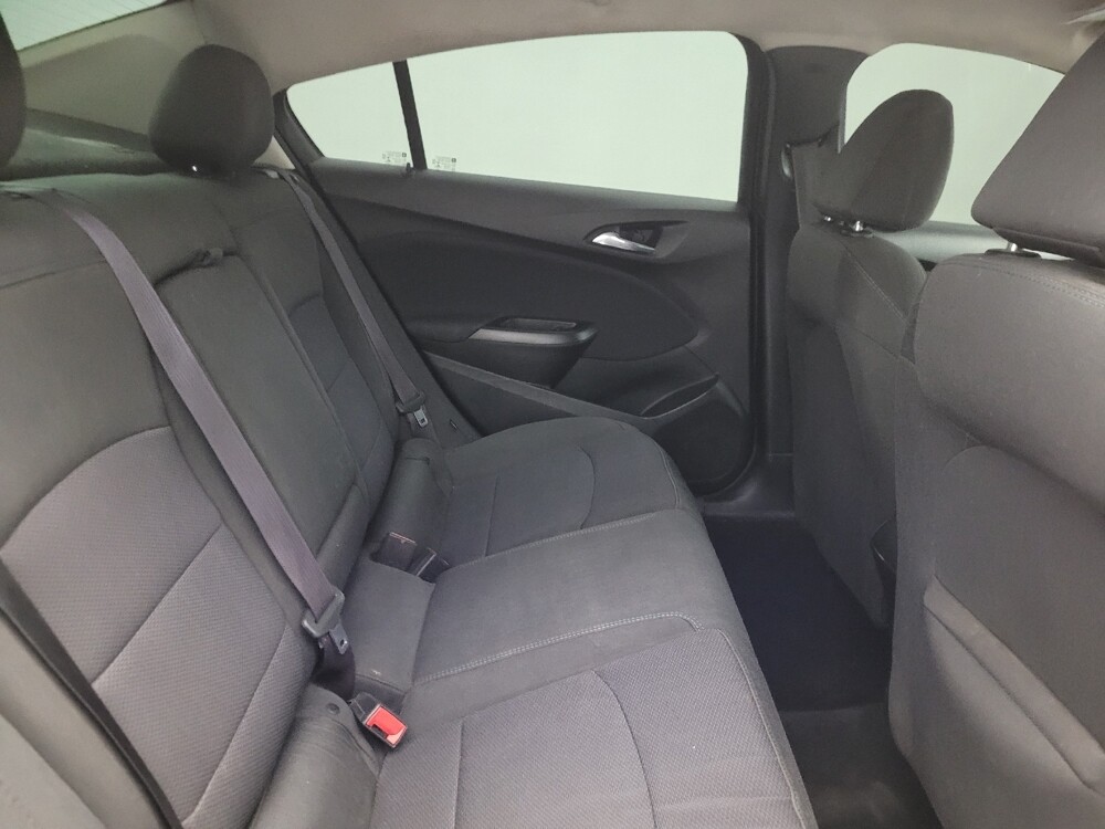 2017 Chevrolet Cruze in Glendale, AZ 85301 - 18083157 19