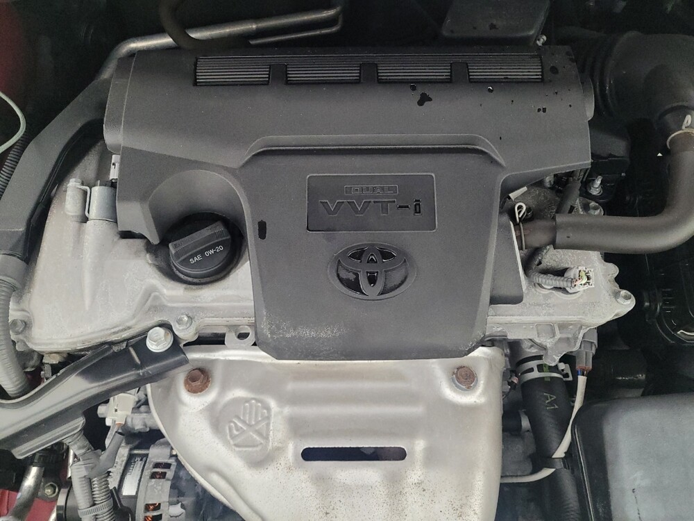 2016 Toyota Camry in Tallahassee, FL 32304 - 18083172 30