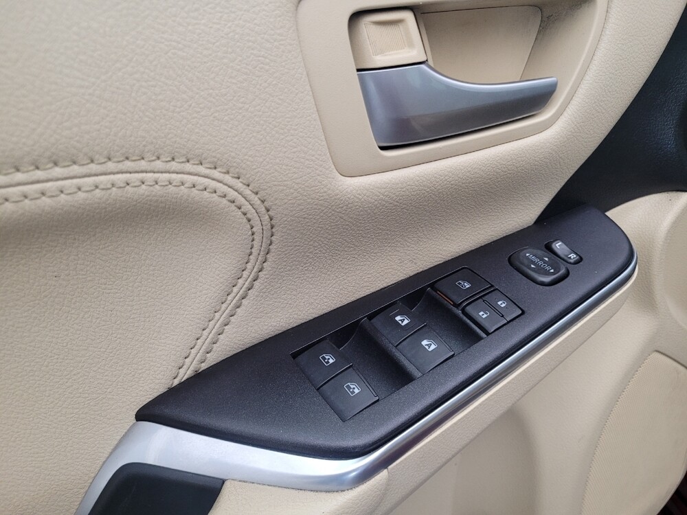 2016 Toyota Camry in Tallahassee, FL 32304 - 18083172 27