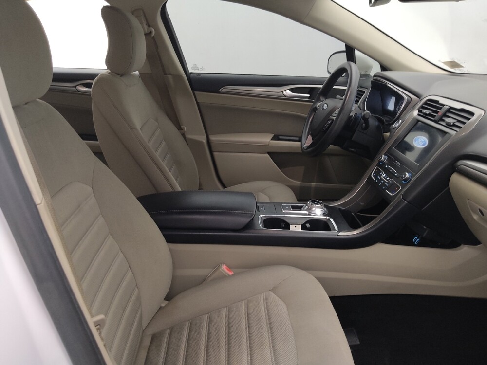 2019 Ford Fusion in Fort Myers, FL 33907 - 18083173 21