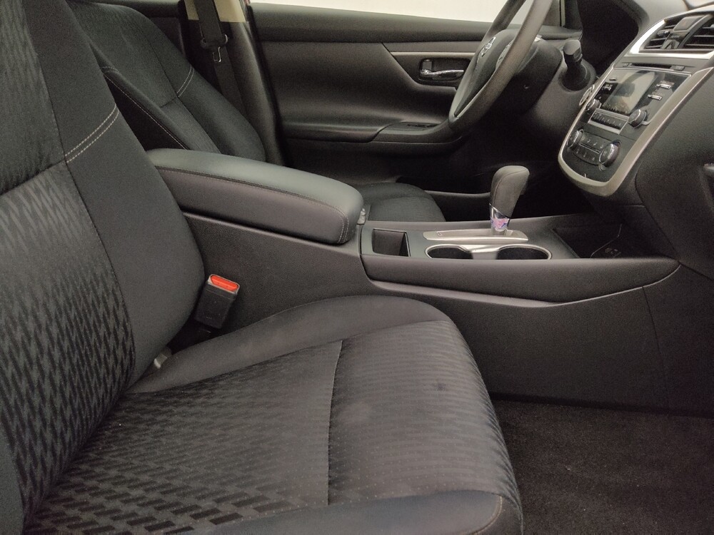 2018 Nissan Altima in Tampa, FL 33619 - 18083176 21