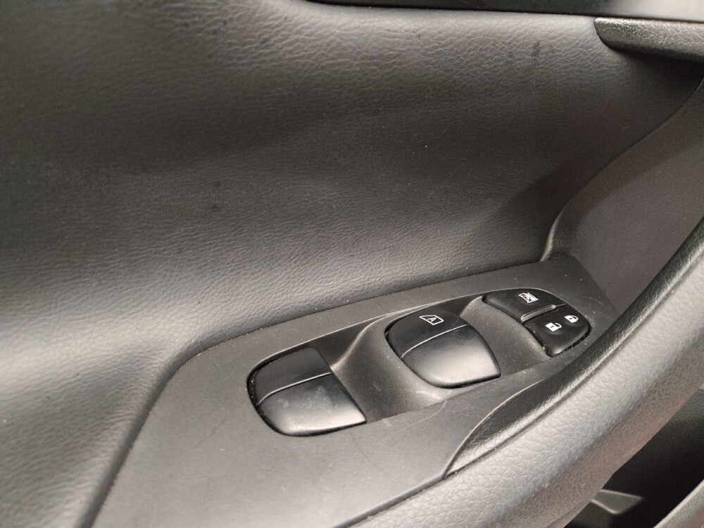 2018 Nissan Altima in Tampa, FL 33619 - 18083176 27