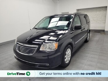 2016 Chrysler Town & Country in Las Vegas, NV 89104