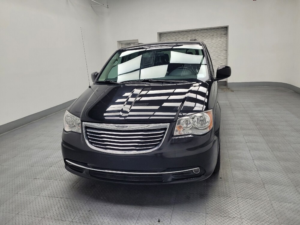 2016 Chrysler Town & Country in Las Vegas, NV 89104 - 18083178 15
