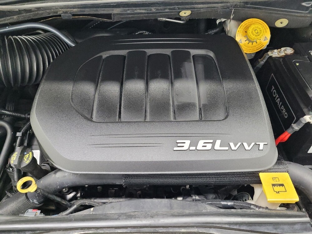 2016 Chrysler Town & Country in Las Vegas, NV 89104 - 18083178 30