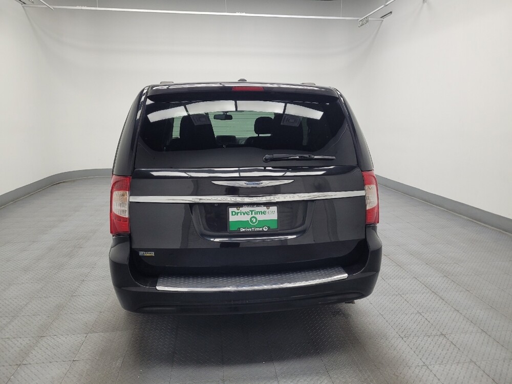 2016 Chrysler Town & Country in Las Vegas, NV 89104 - 18083178 6