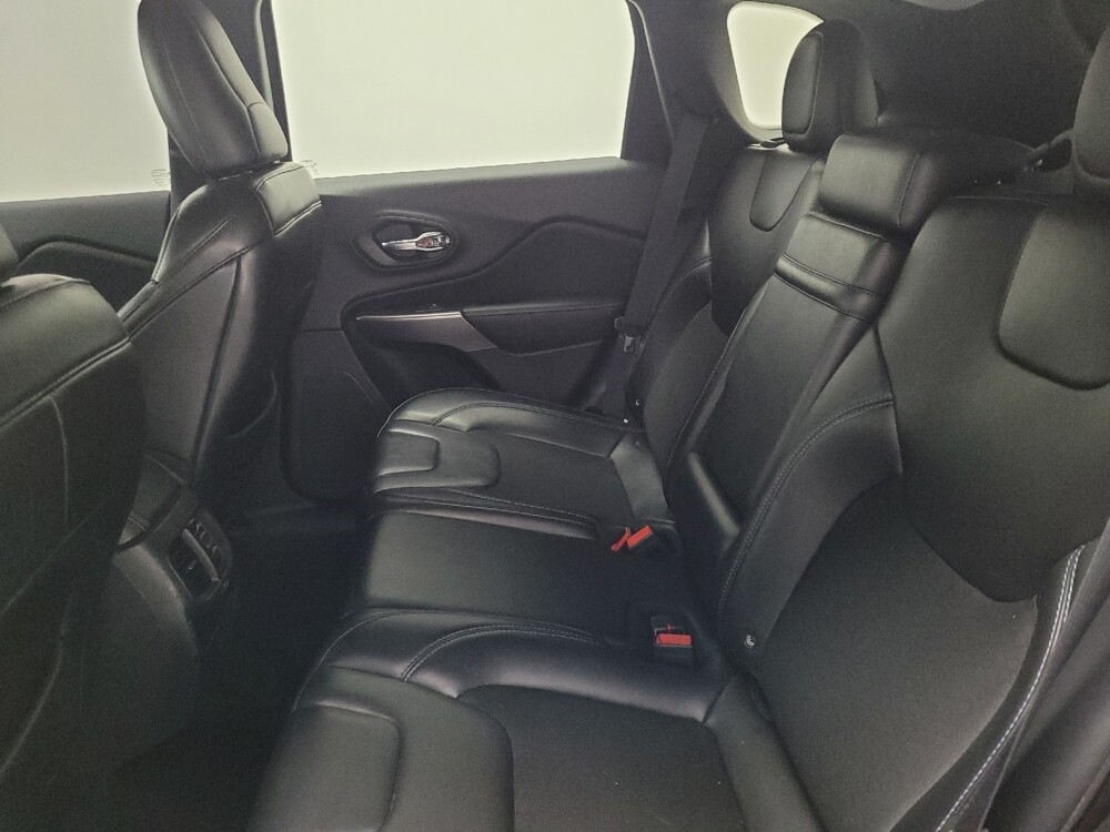 2019 Jeep Cherokee in Las Vegas, NV 89104 - 18083185 18