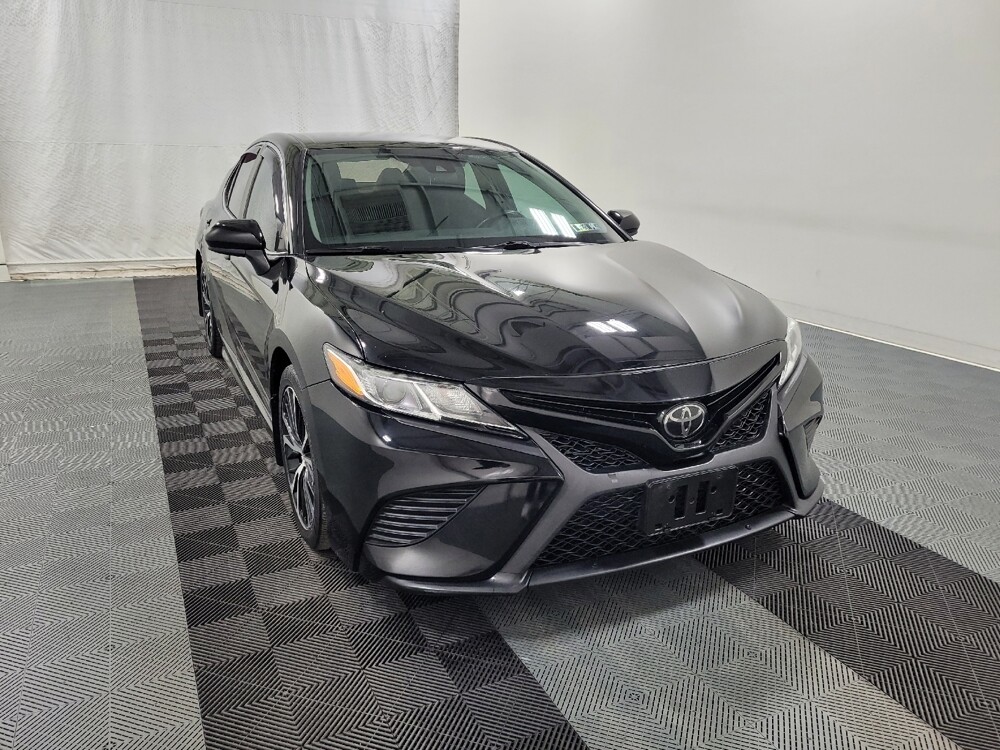 2019 Toyota Camry in Allentown, PA 18103 - 18083187 13