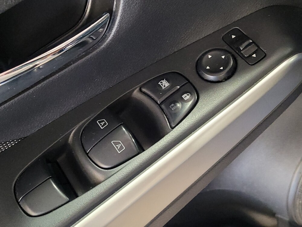 2019 Nissan Kicks in Miami, FL 33157 - 18083195 27