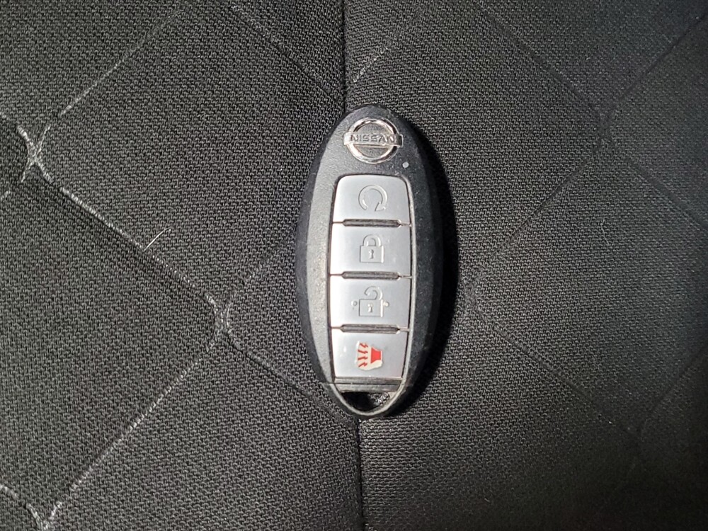 2019 Nissan Kicks in Miami, FL 33157 - 18083195 32