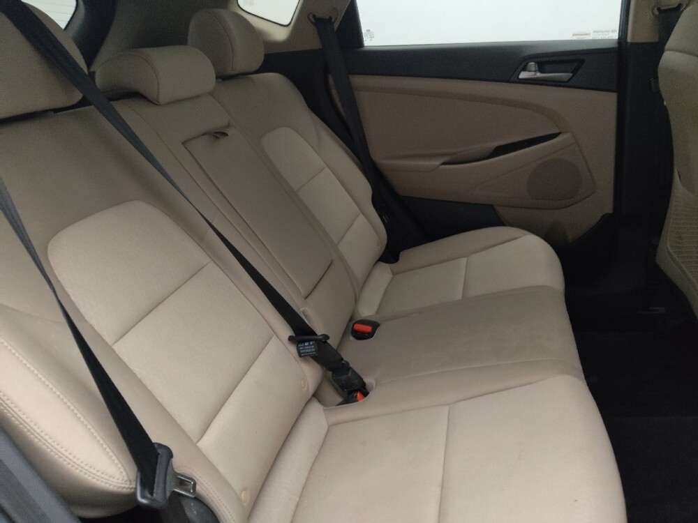 2018 Hyundai Tucson in Gainesville, FL 32609 - 18083196 19