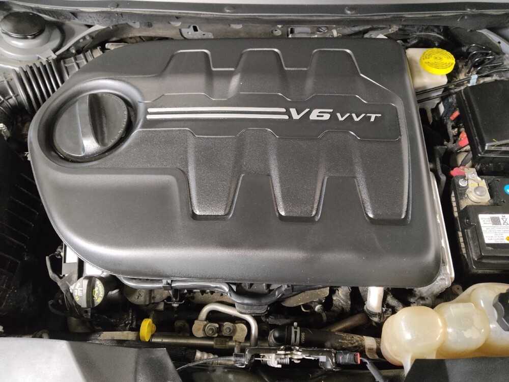 2021 Jeep Cherokee in Fort Worth, TX 76116 - 18083200 30