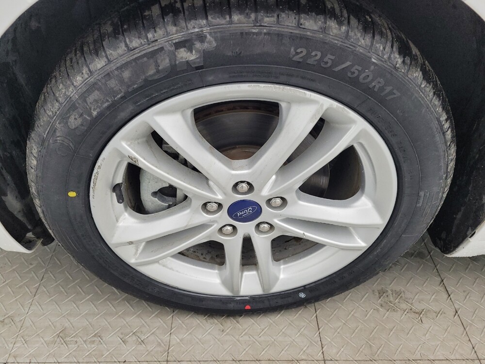 2018 Ford Fusion in Greensboro, NC 27407 - 18083209 31