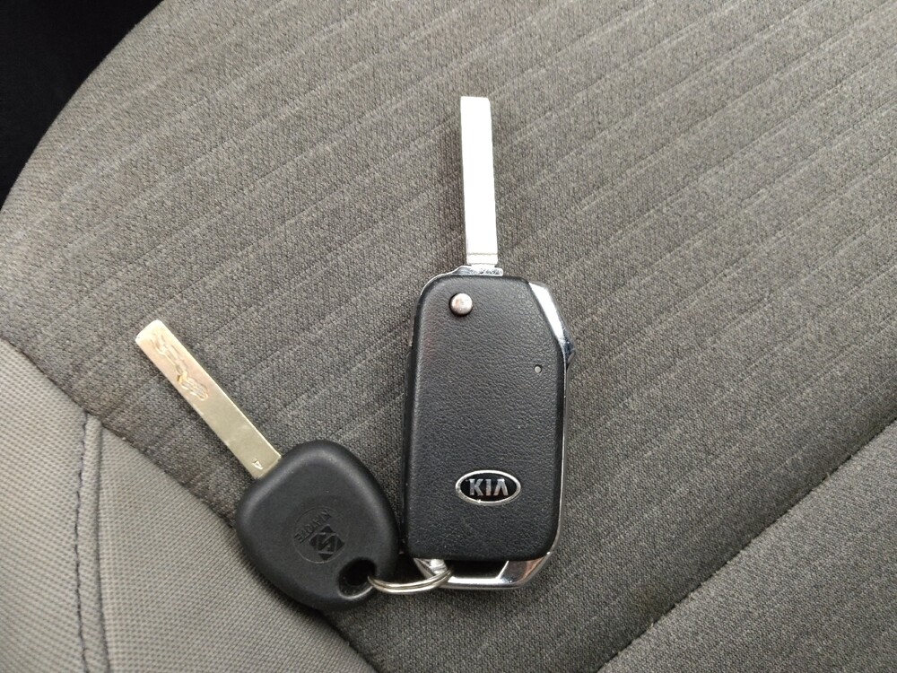 2021 Kia Soul in Denver, CO 80012 - 18083222 32