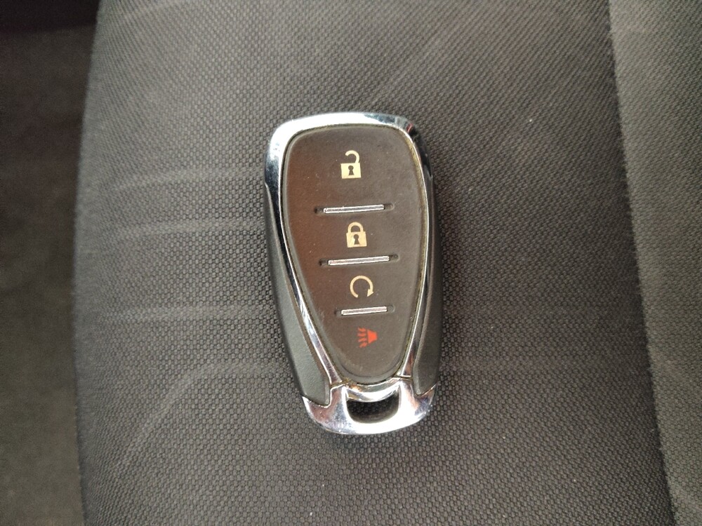 2021 Chevrolet Trax in Denver, CO 80012 - 18083226 32