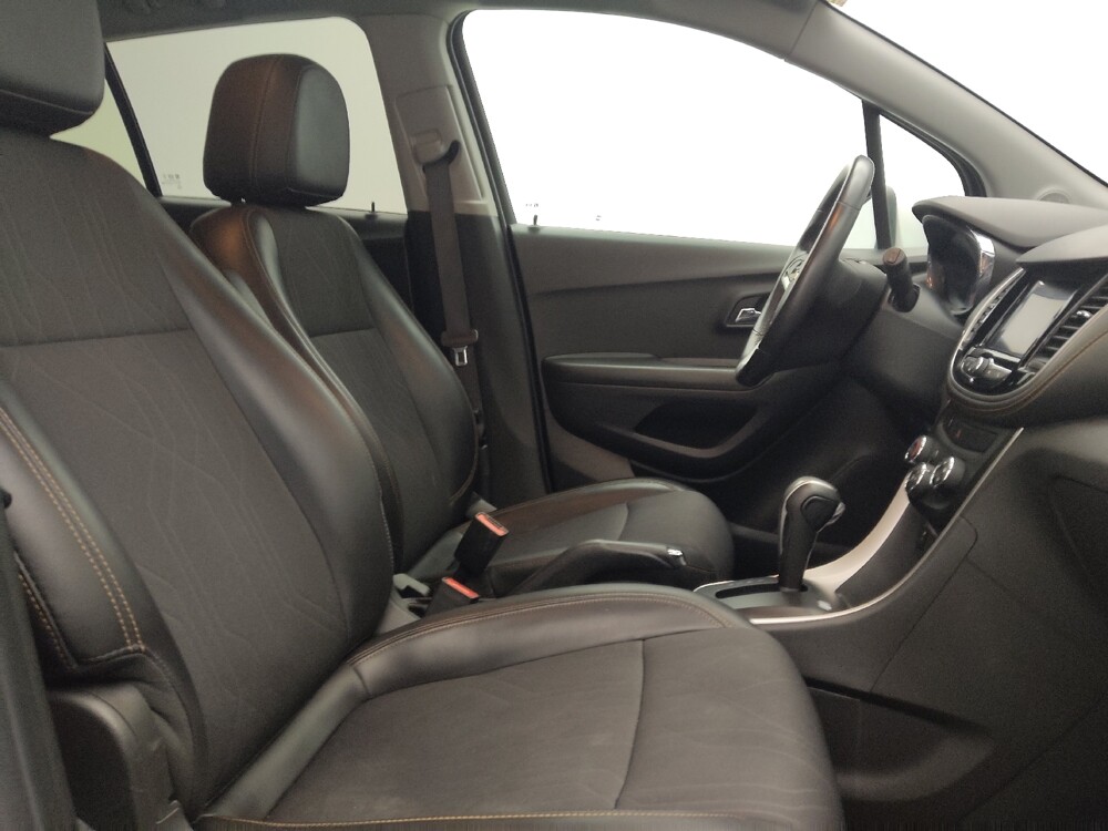 2021 Chevrolet Trax in Denver, CO 80012 - 18083226 21