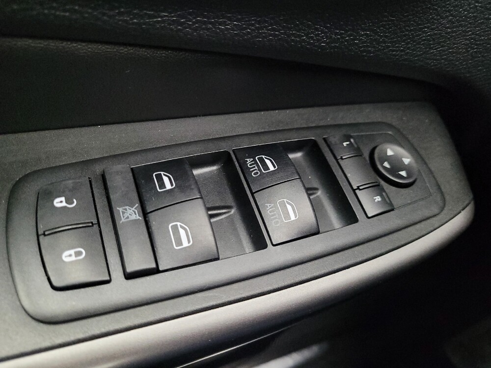 2019 Jeep Cherokee in Huntsville, AL 35816 - 18083230 27