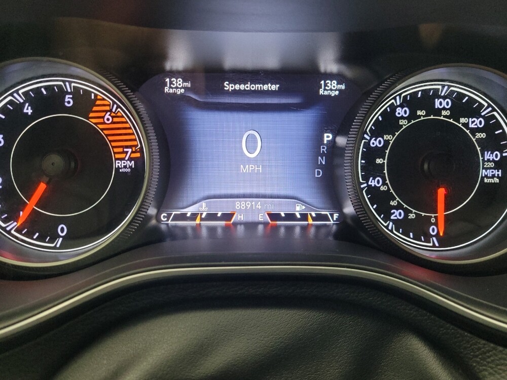 2019 Jeep Cherokee in Huntsville, AL 35816 - 18083230 23