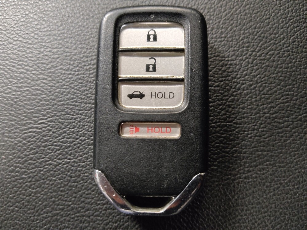 2019 Honda Accord in Live Oak, TX 78233 - 18083233 32