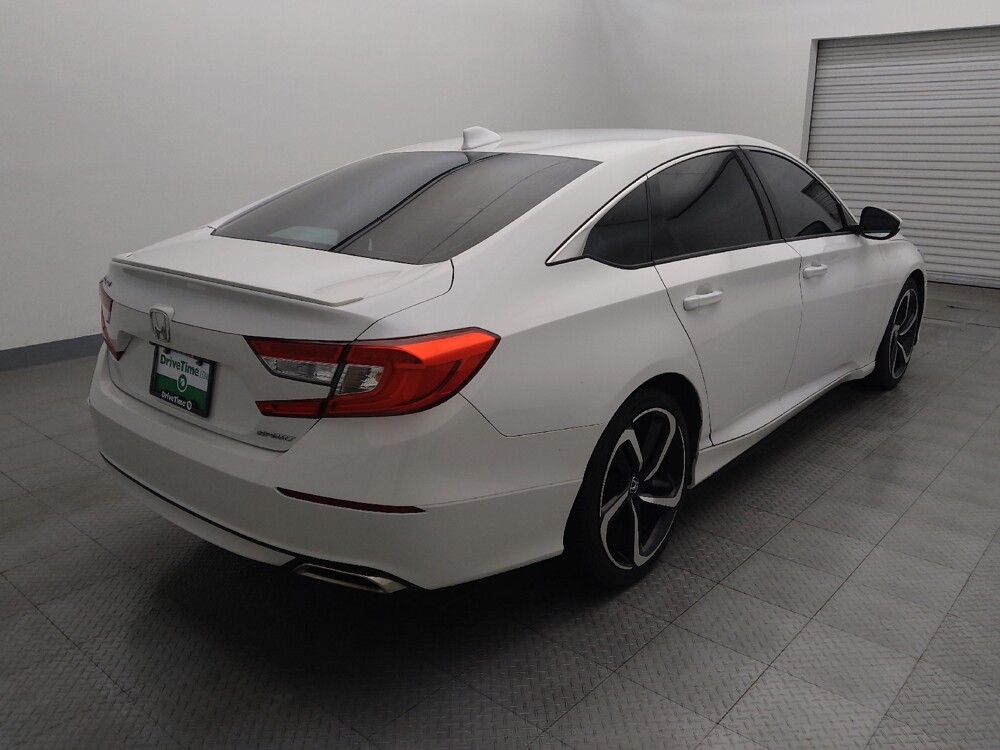 2019 Honda Accord in Live Oak, TX 78233 - 18083233 9